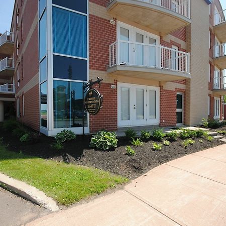 Premiere Suites Moncton Exterior foto